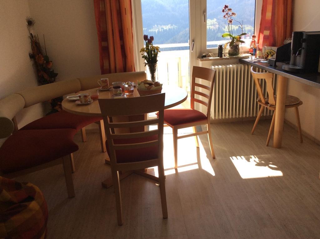 Ferienwohnung Zwoelferblick Bramberg am Wildkogel Habitación foto